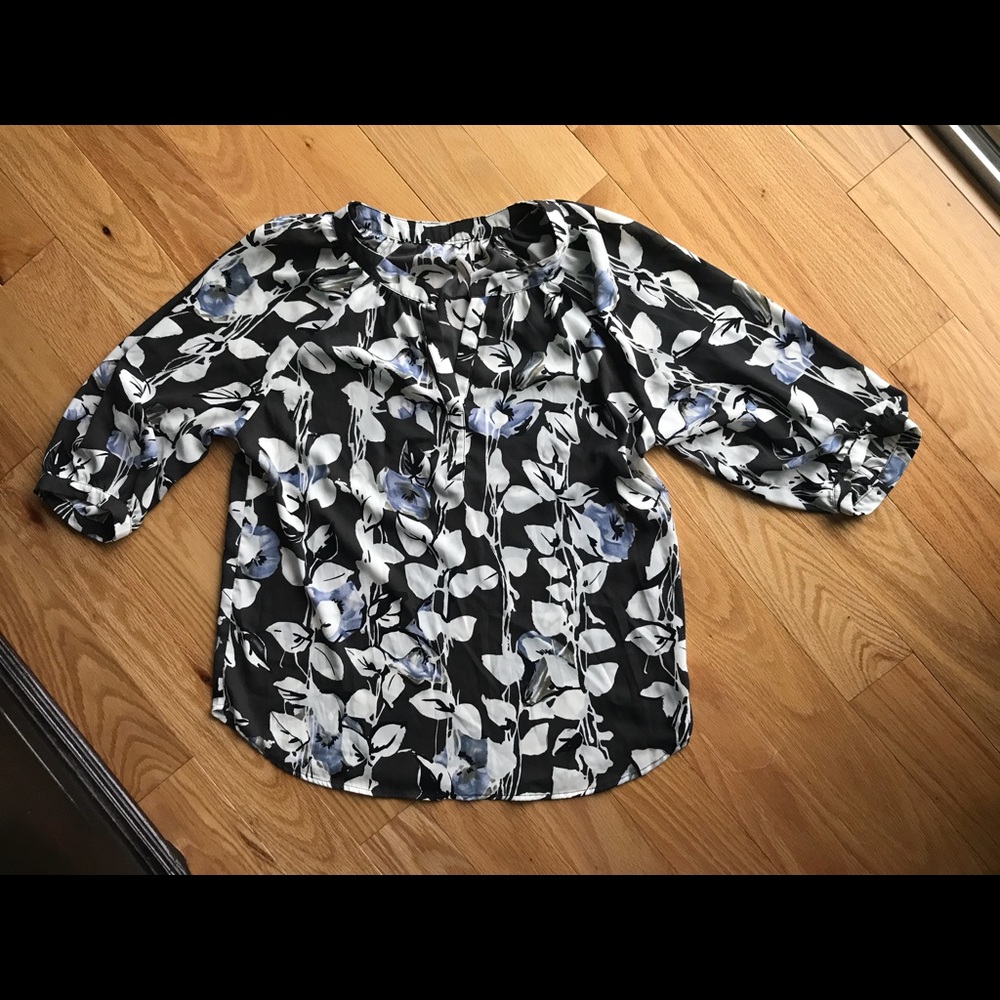 Max Studio 3/4 blouse